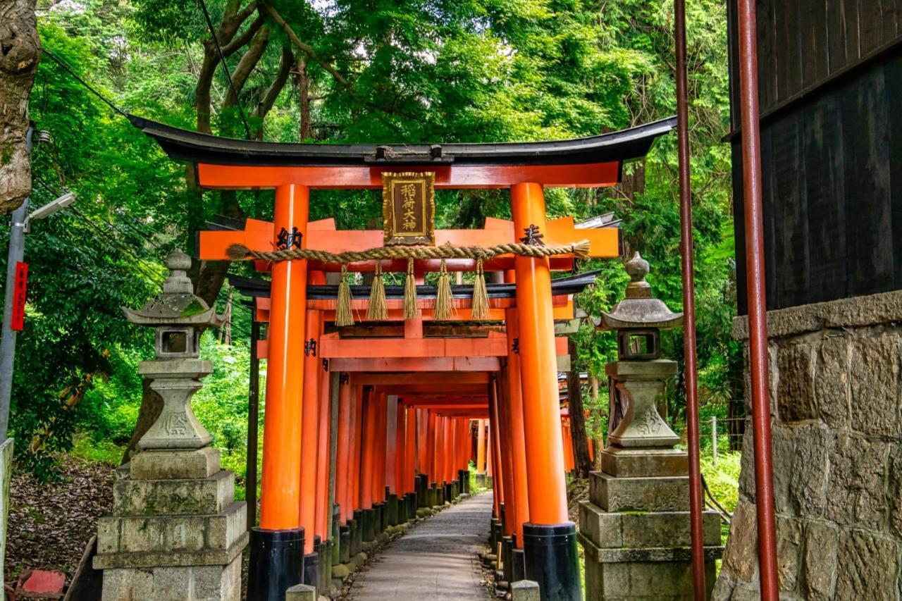 One More Heart Fushimi Inari Momoyamacho Luaran gambar
